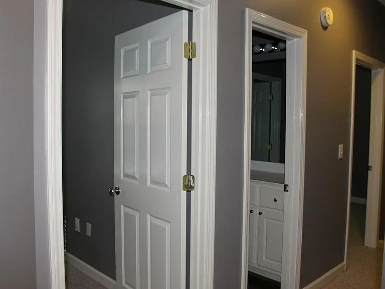 325 Pinewood Ln — Photo 19