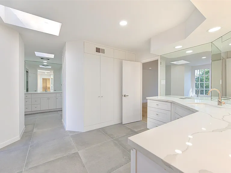 50 Saddlebrook Ln — Photo 24