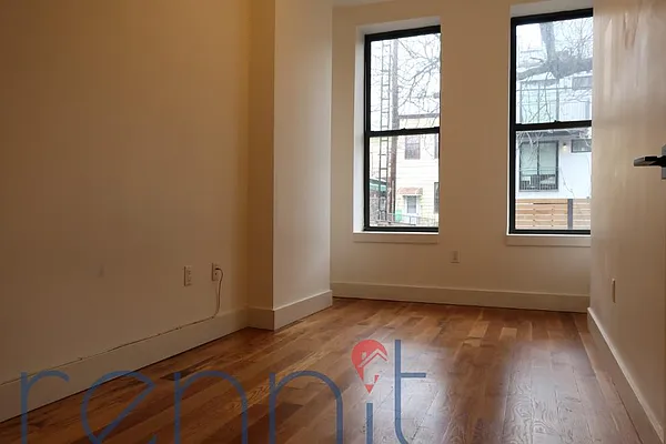 Rented by Rennit Inc. | media 30