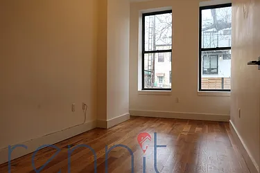 Rented by Rennit Inc.