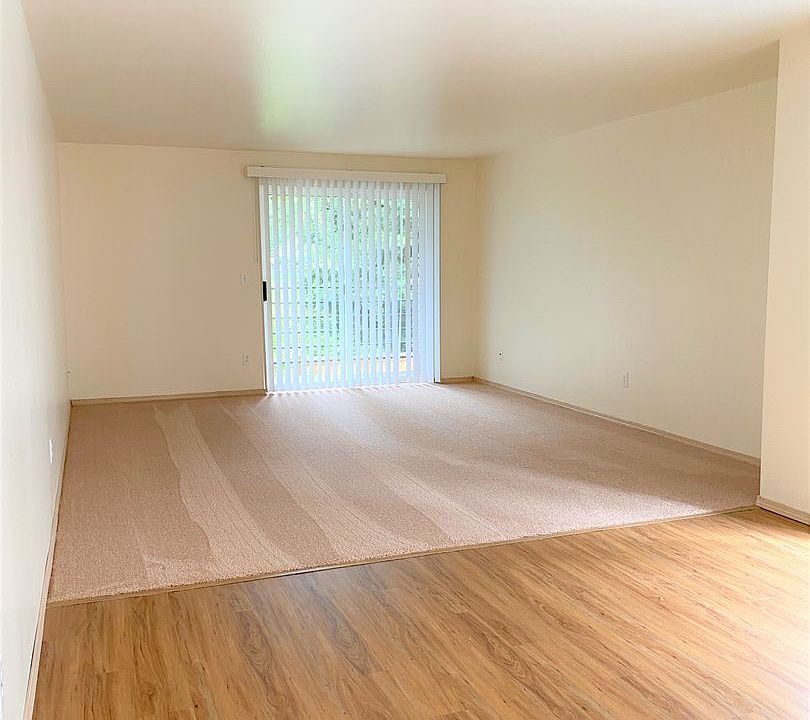 1st image of 2021 NE 90th St #10019822