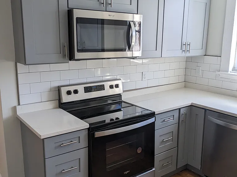 193 Elm St #13 — Photo 2
