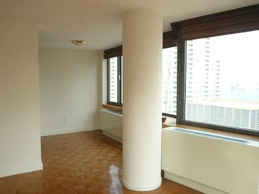 Rented by Classic Marketing- 530 Park1 | media 9