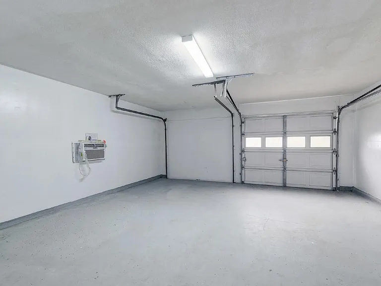 5010 Joshua Ct — Photo 22