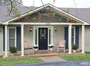 1228 Imperial Dr, Columbia, TN 38401