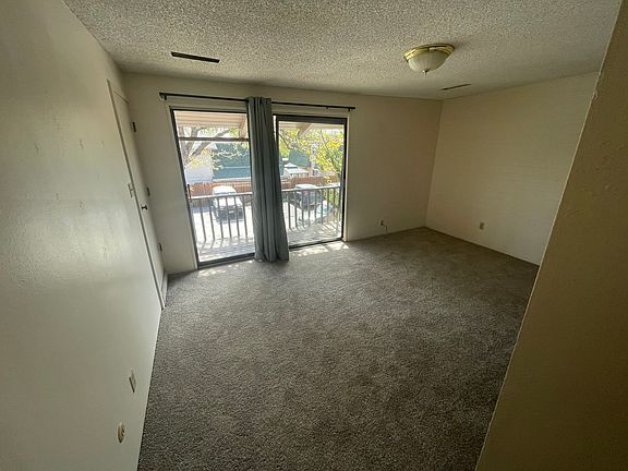 5th image of 1044 Berrum Ln