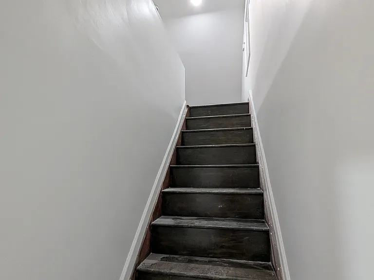 Allen Dr — Photo 2