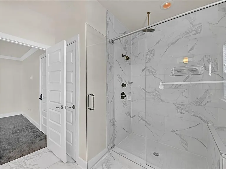 860 Stonehill Ln — Photo 20