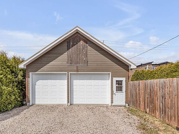 2nd image of 3730 Rue Pincourt