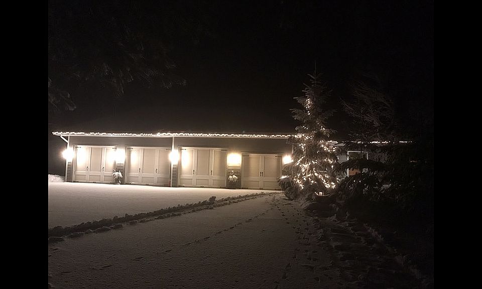 1st image of 209 Birch Ln S