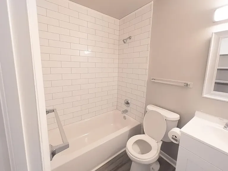 63 S 22nd Ave #B-5 — Photo 9