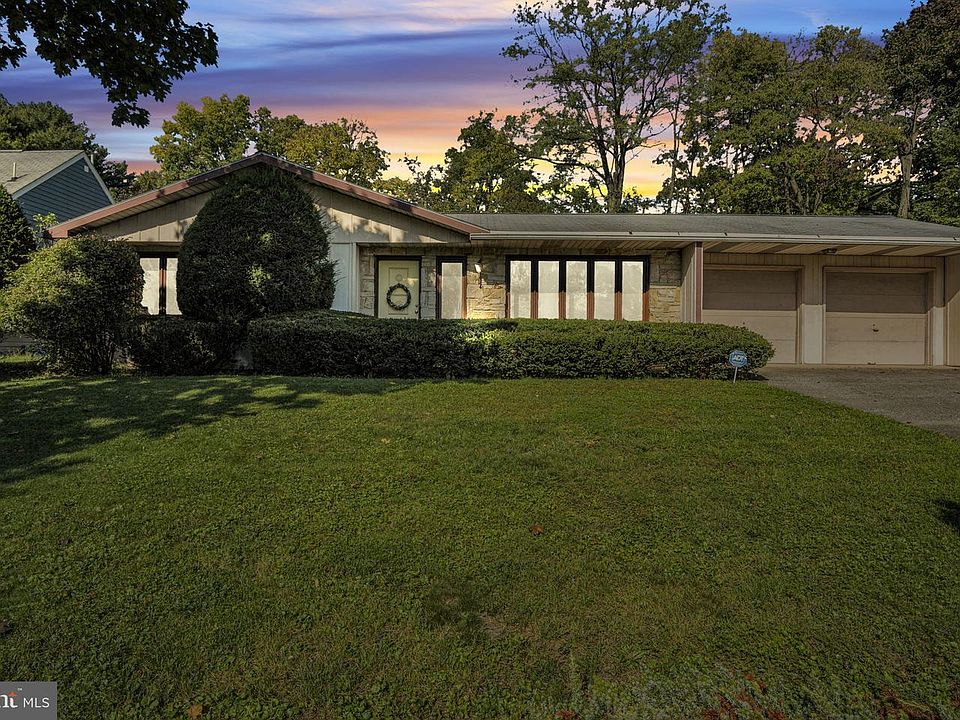 1st image of 6480 Colchester Ave