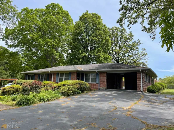 1352 Chase Rd, Cornelia, GA 30531