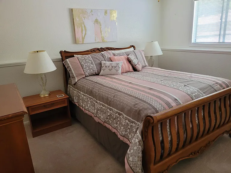 Trojan Dr — Photo 15