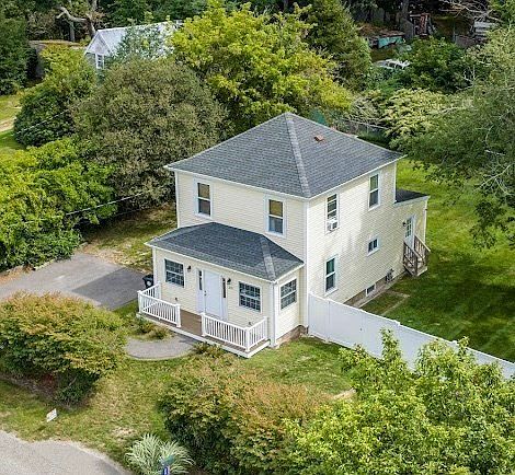 1st image of 275 Holmes St