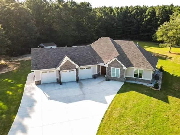 1036 Duncan Rd, Oxford, GA 30054