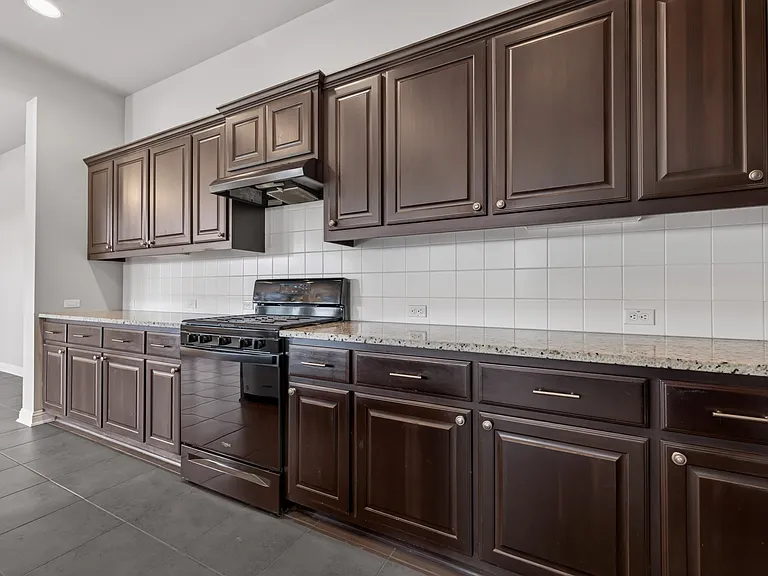 1501 Lawrence St — Photo 12