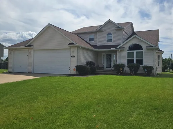 26122 Buckthorn Rd, Bedford, OH 44146
