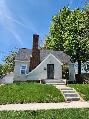 209 S Johnston Ave Photo 1