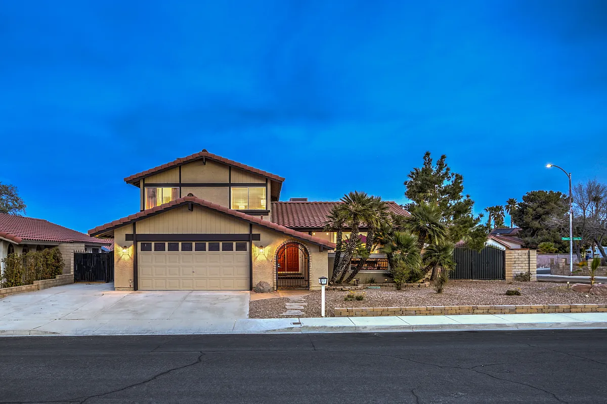 Building Photo - 1421 Lucaccini Ln