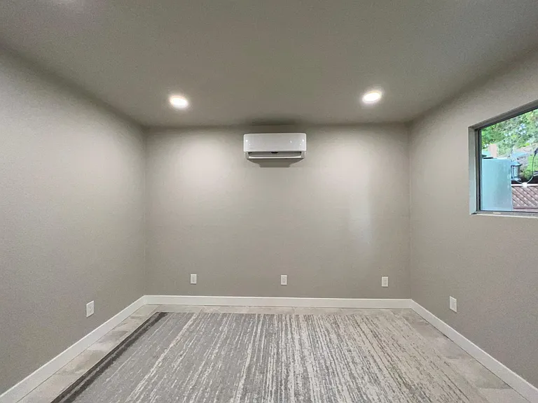 5799 Callister Ave — Photo 8