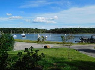 58 Crompton Rd, East Greenwich, RI 02818