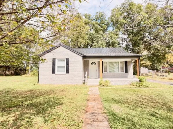 205 Alabama St, Huntland, TN 37345