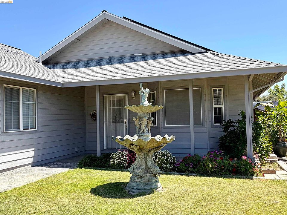 1st image of 17538 Twin Oak Dr