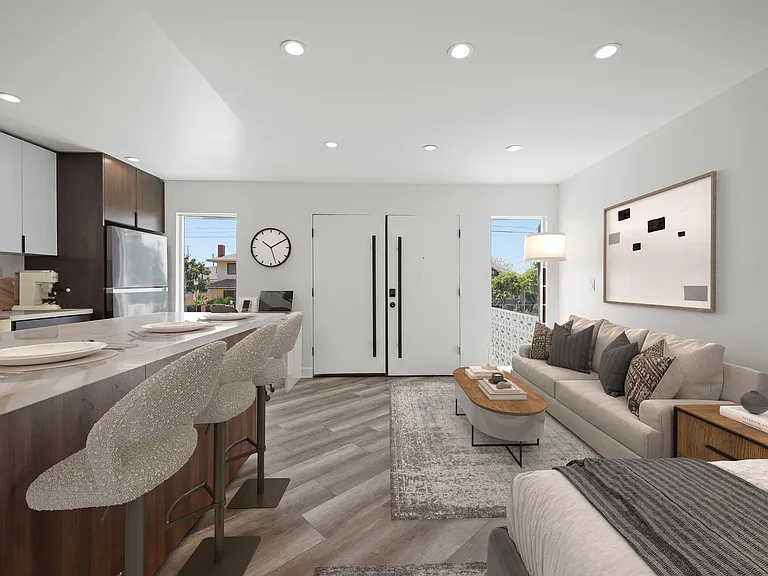 6307 Elgin Street Apartments — Photo 21