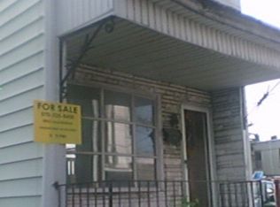 27 N Market St, Shenandoah, PA 17976