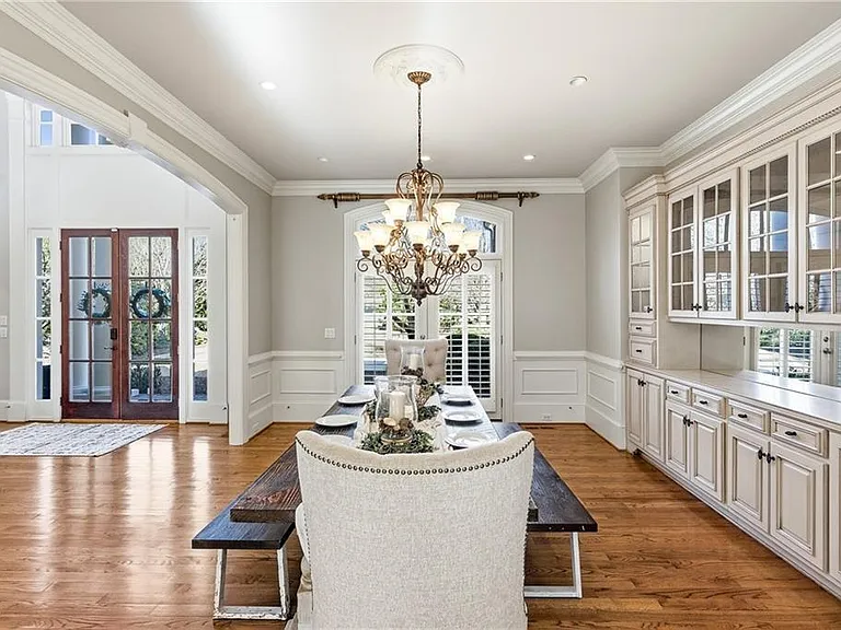 6335 Howell Cobb Ct — Photo 9