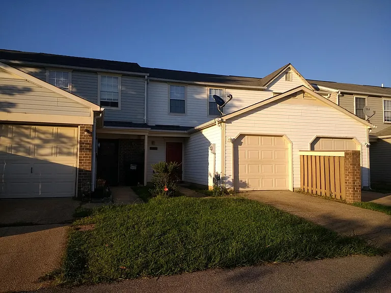 46356 Columbus Dr #1304 — Photo 1