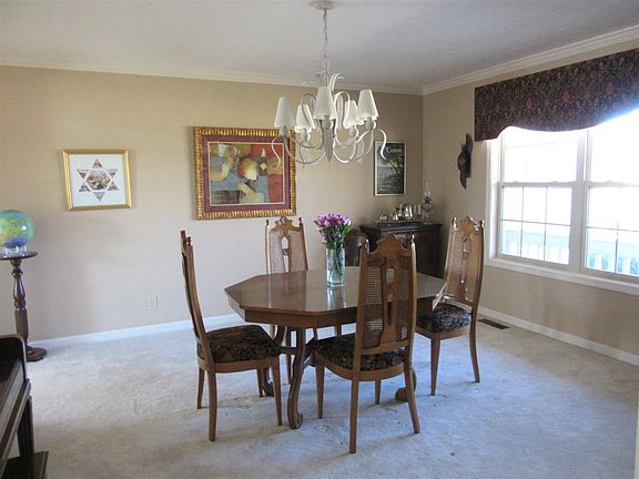3rd image of 3325 Whirlaway Ct