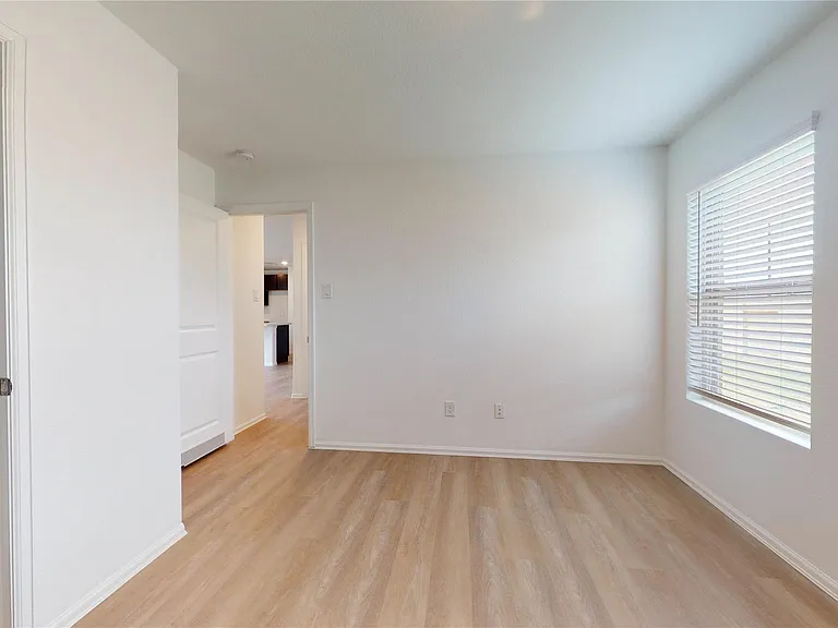 26923 Wilderye Cove Ln — Photo 32