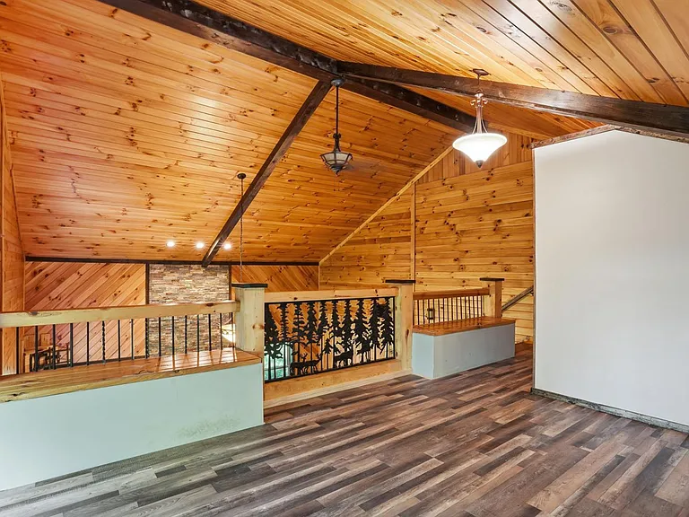 18534 County Road 10 — Photo 18