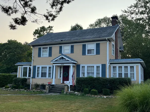 6993 Brecksville Rd, Independence, OH 44131