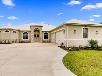 770 17th St SW, Naples, FL, 34117