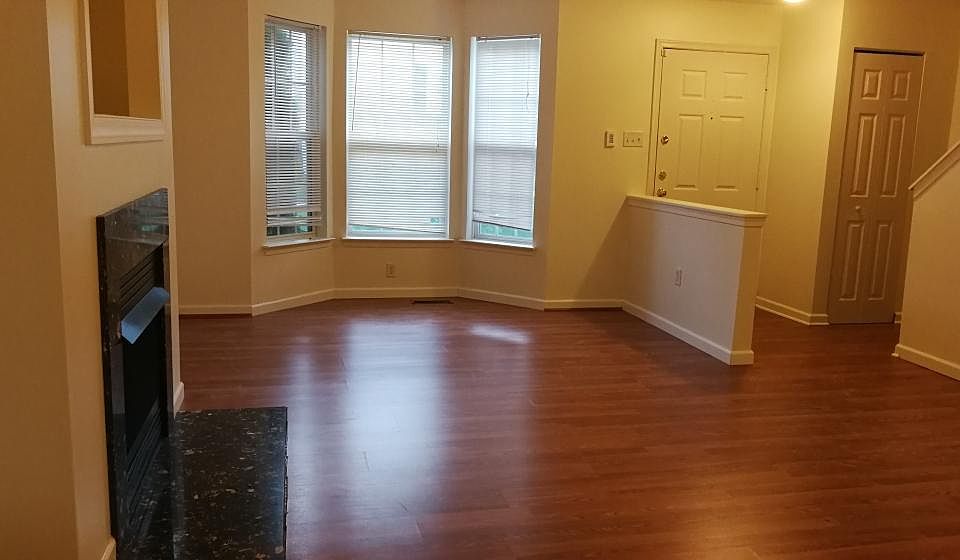 livingroom view1