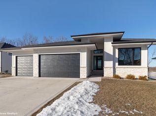 205 NE 14th Ct, Grimes, IA 50111