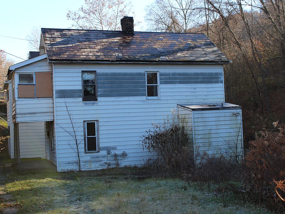 1st image of 872 Allegheny St