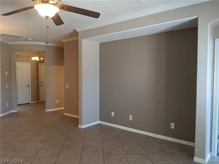 7437 Ravines Ave — Photo 8