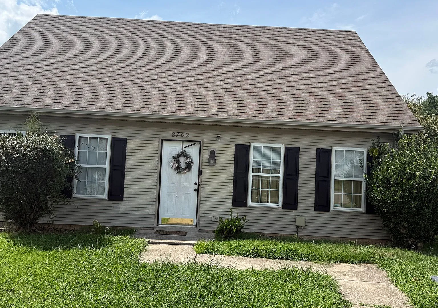 Nice three bedroom two bath and great area of Murfreesboro — Photo 2
