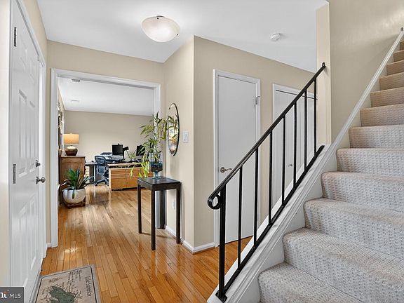 4th image of 1354 Shallow Ford Rd