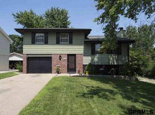 5204 Drexel St, Omaha, NE 68117