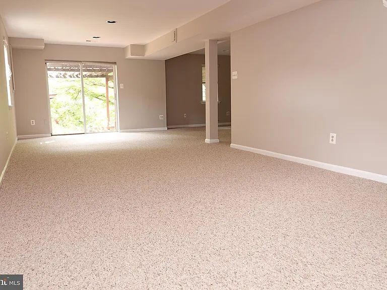 10295 Dunn Meadow Rd — Photo 16