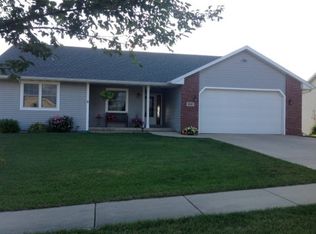 816 Brookstone Crst, Mount Horeb, WI 53572