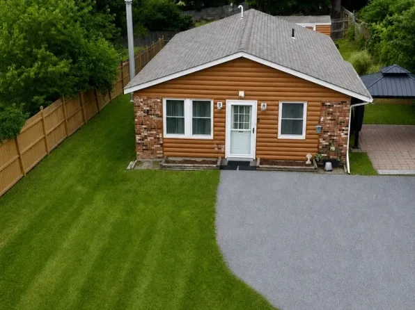 18 Prince St, Hamburg Boro, NJ 07419