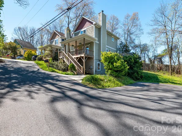 4 Cottage Ct, Asheville, NC 28801