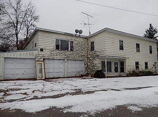 407 E Main St, Fremont, WI 54940