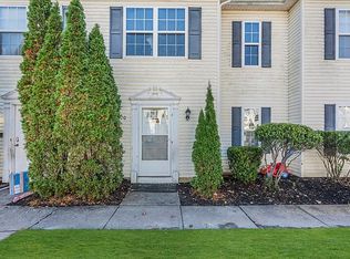 20 Aspen Ct, Lakewood, NJ 08701